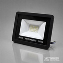 VICTORIA LED REFLECTOR 3000K 100-240V IP66 40U/C