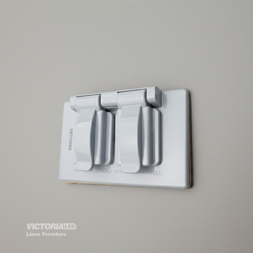 PLACA FRONTAL CUBIERTA IMPERMEABLE GRIS