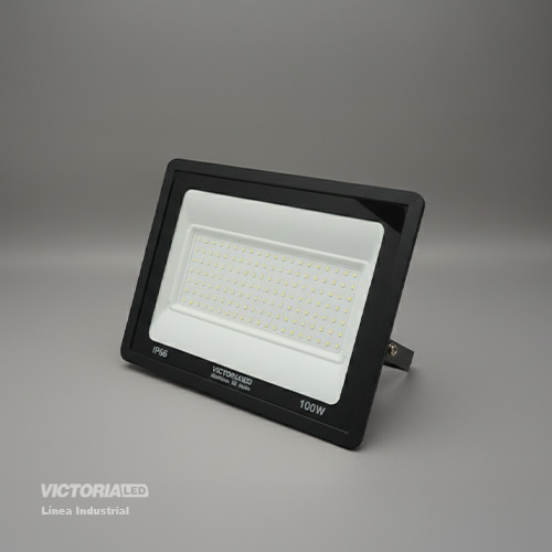 VICTORIA LED REFLECTOR 6500K 100-240V IP66 10U/C